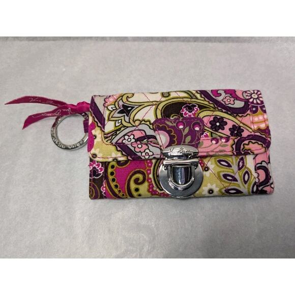 Vera Bradley Wallet/ ID Case VERY BERRY PAISLEY -with Silver Key Ring Quilted - Picture 1 of 6